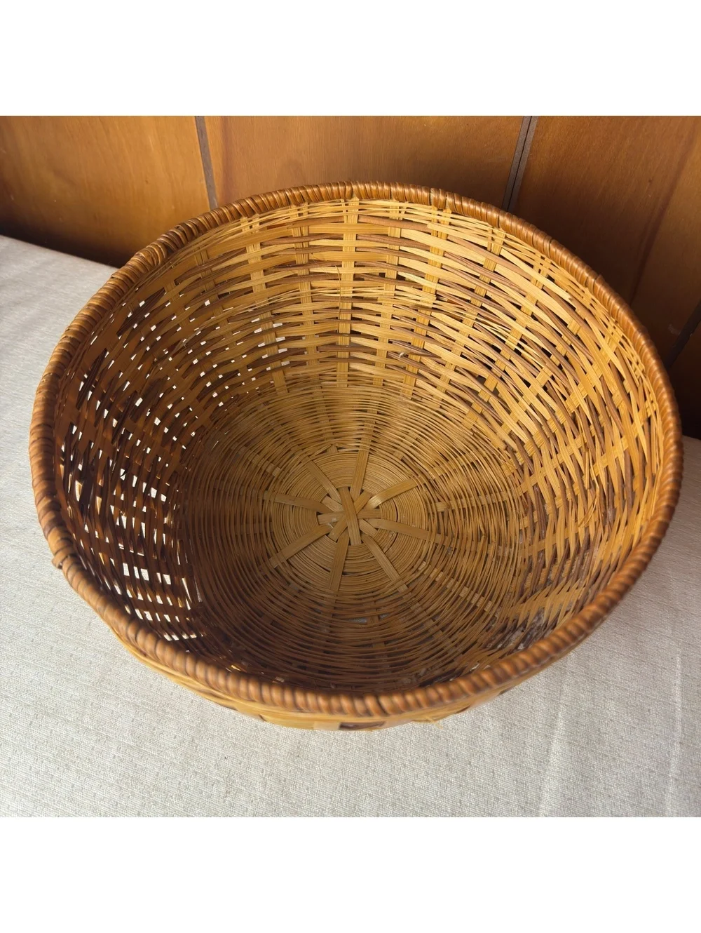 Vintage Handwoven Wicker Basket Round Boho Farmhouse Storage Decor 10 Inch